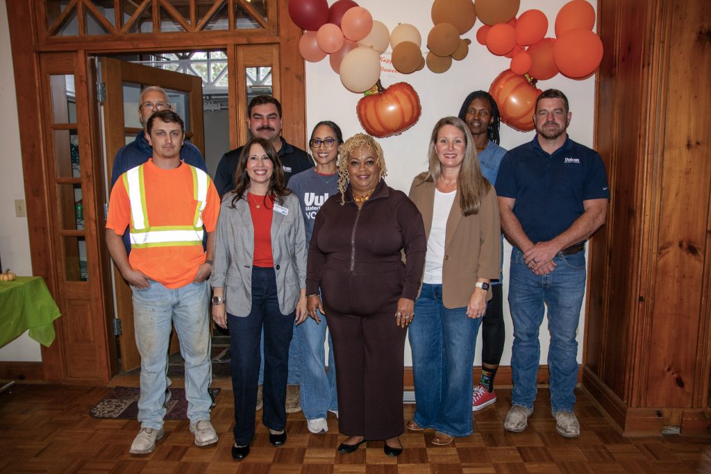 Vulcan Materials staff pose with Laysea Chasteen and Karla Lawrence of United Way of Central Alabama.